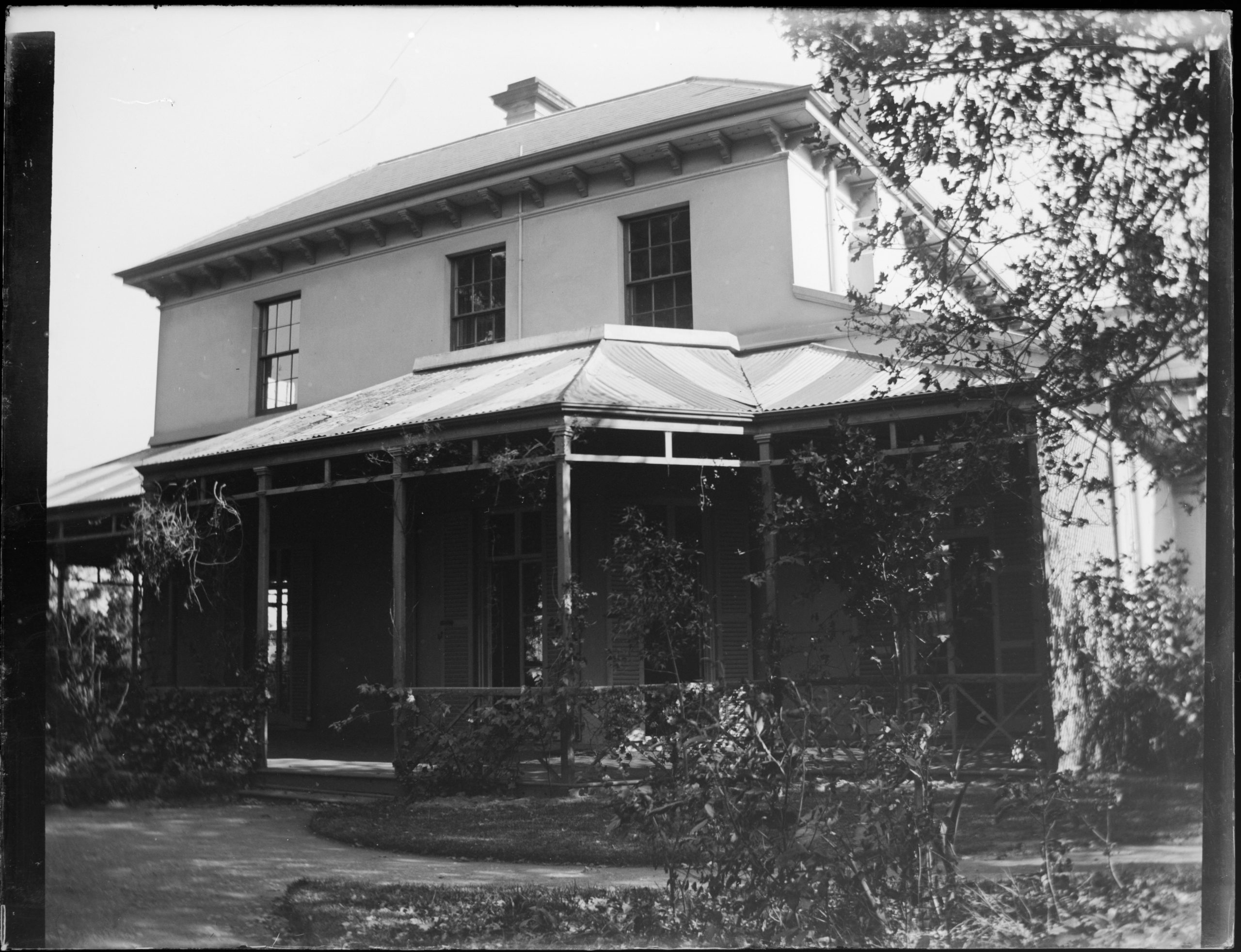 The Mansion with its original verandah Ardoch Stories